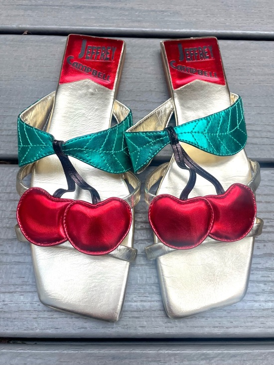 Shoes - 🍒 Extremely rare! 🍒 Y2K Jeffrey Campbell Cherry Slides Vintage Gold Metallic
